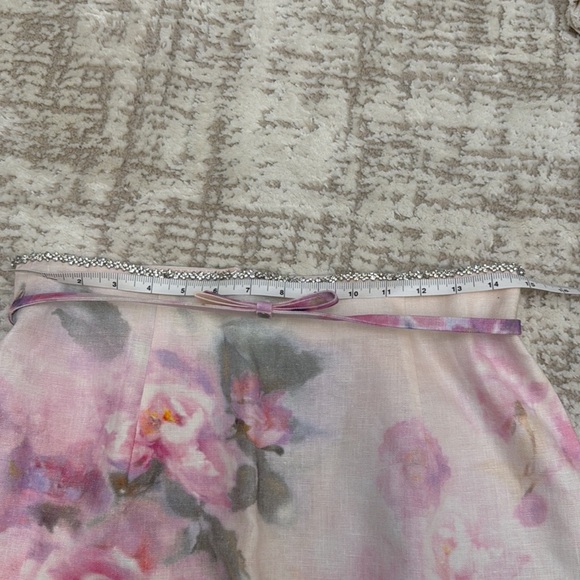 Zimmermann

Crush Floral Linen Scalloped Miniskirt - Picture 6 of 8